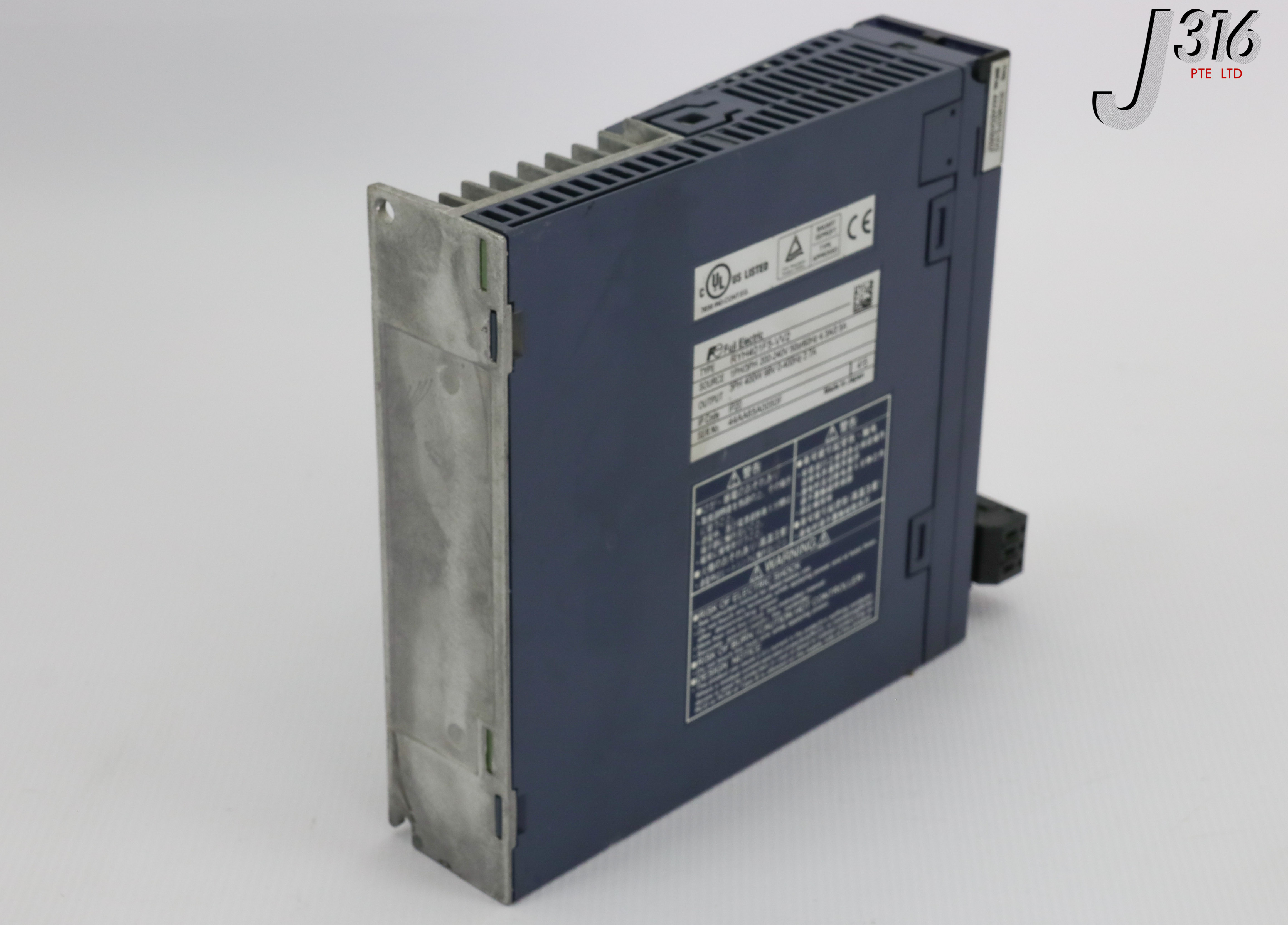 ハッピー 18336 FUJI ELE AC SERVO DRIVE OUTPUT 3PH. 400W 98V 0-400HZ 2.7A